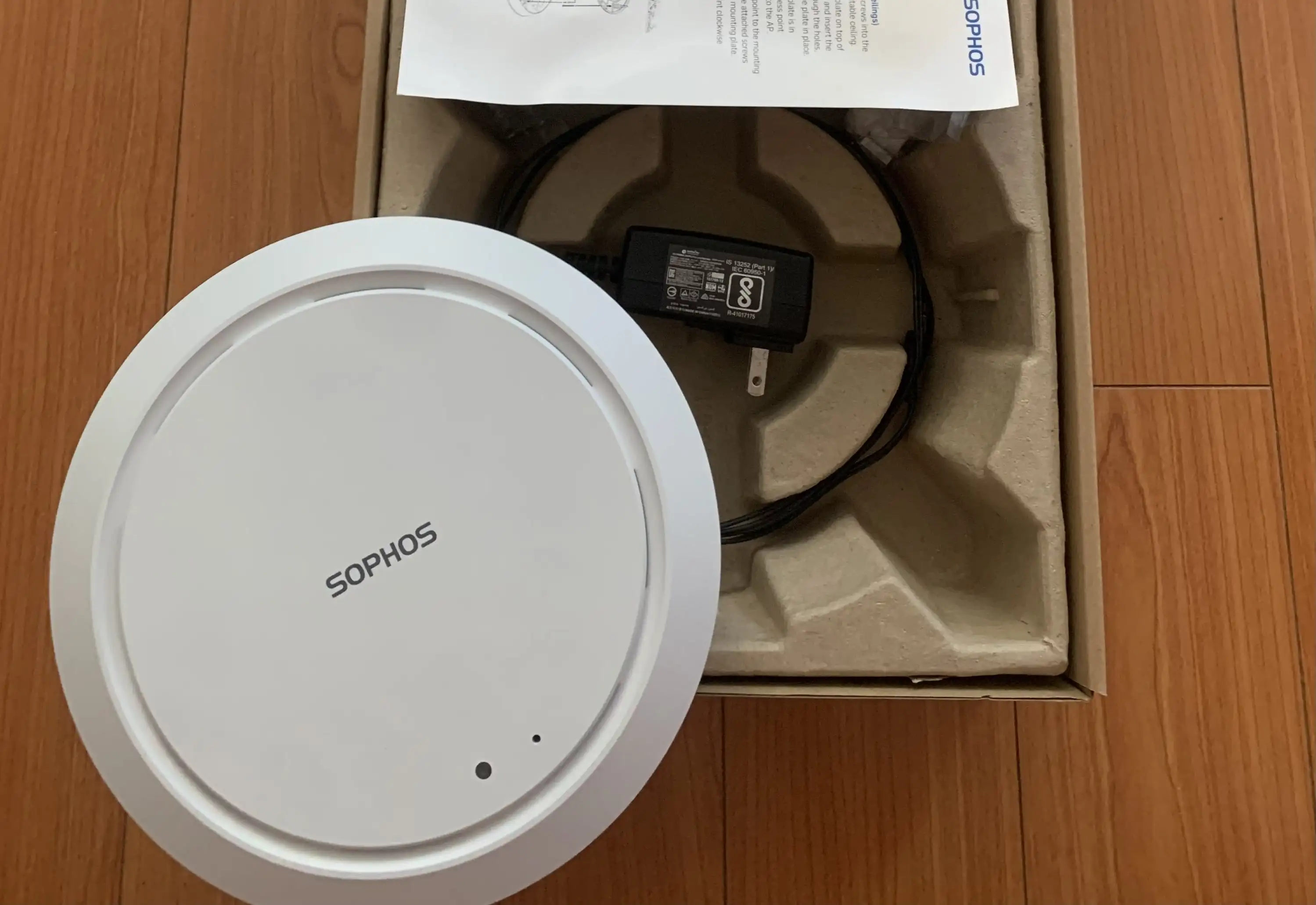 OpenWrt on Sophos AP55C